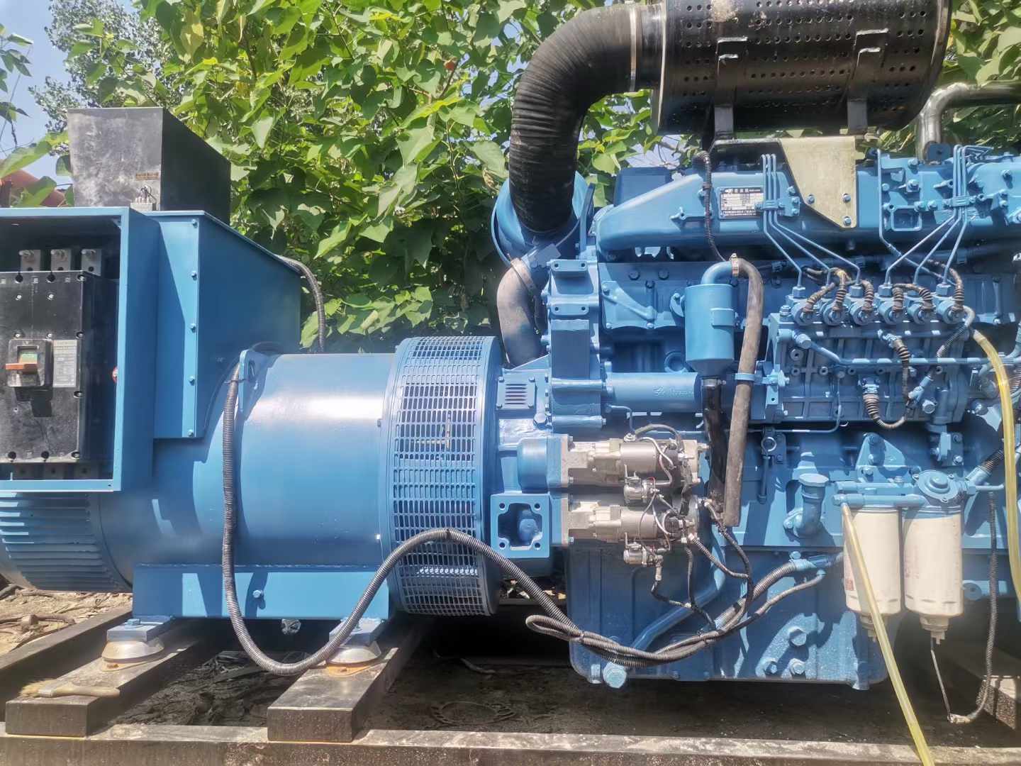 海晏详细说明降低 800kW 柴油发电机输出电流波动的方法